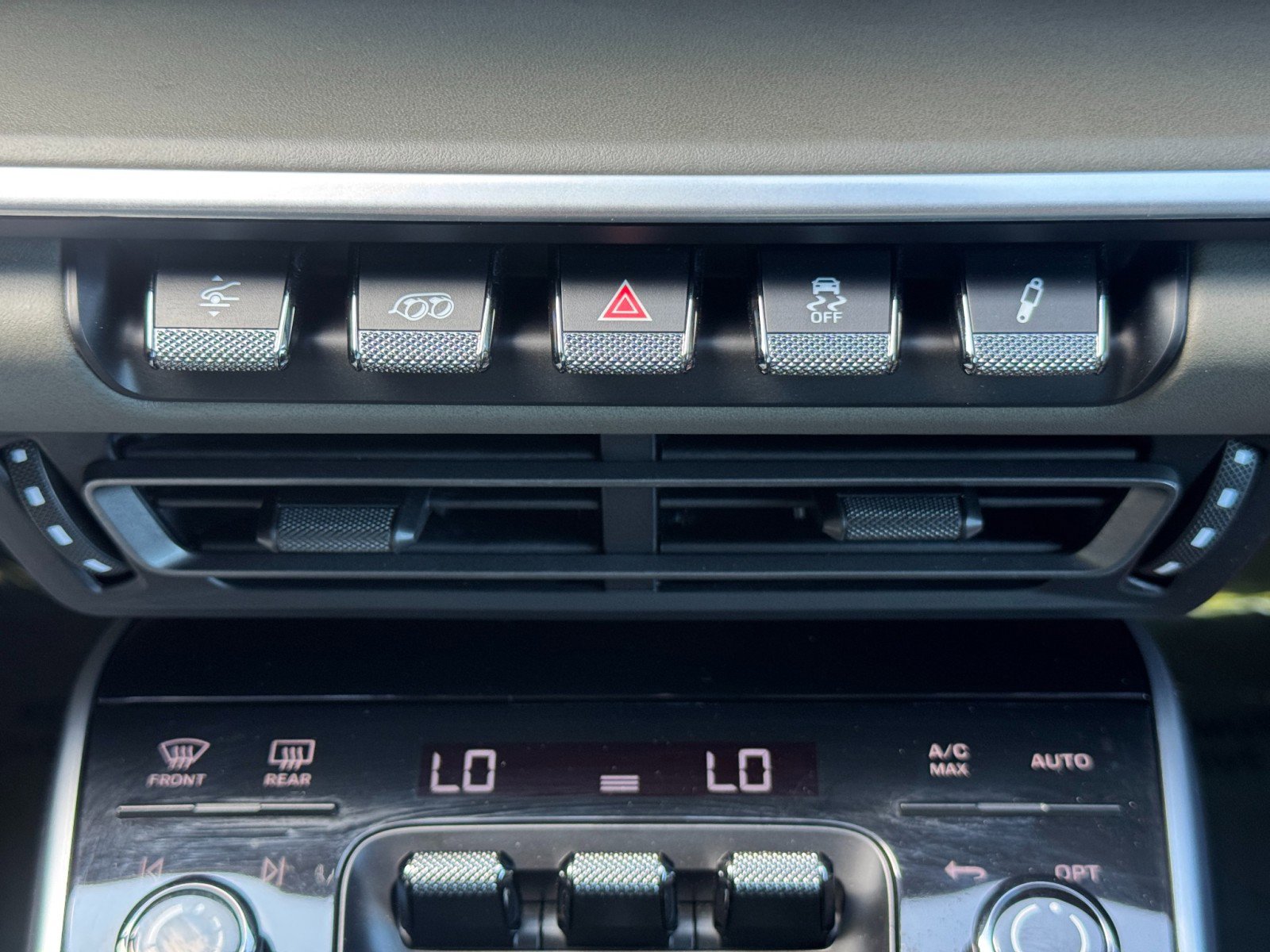 Used 2022 Porsche 911 Targa 4 GTS image 34