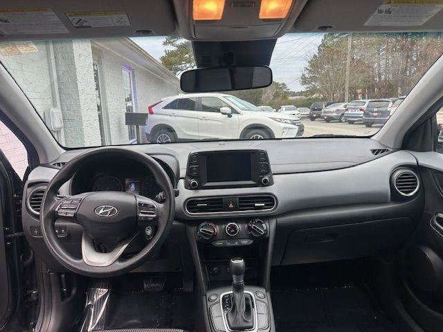 Used 2019 Hyundai Kona SE AWD/4WD image 16