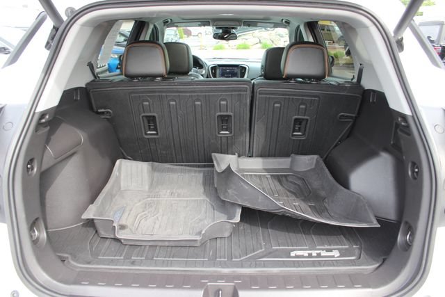 Used 2024 GMC Terrain AT4 w/ Infotainment Package II AWD/4WD image 27