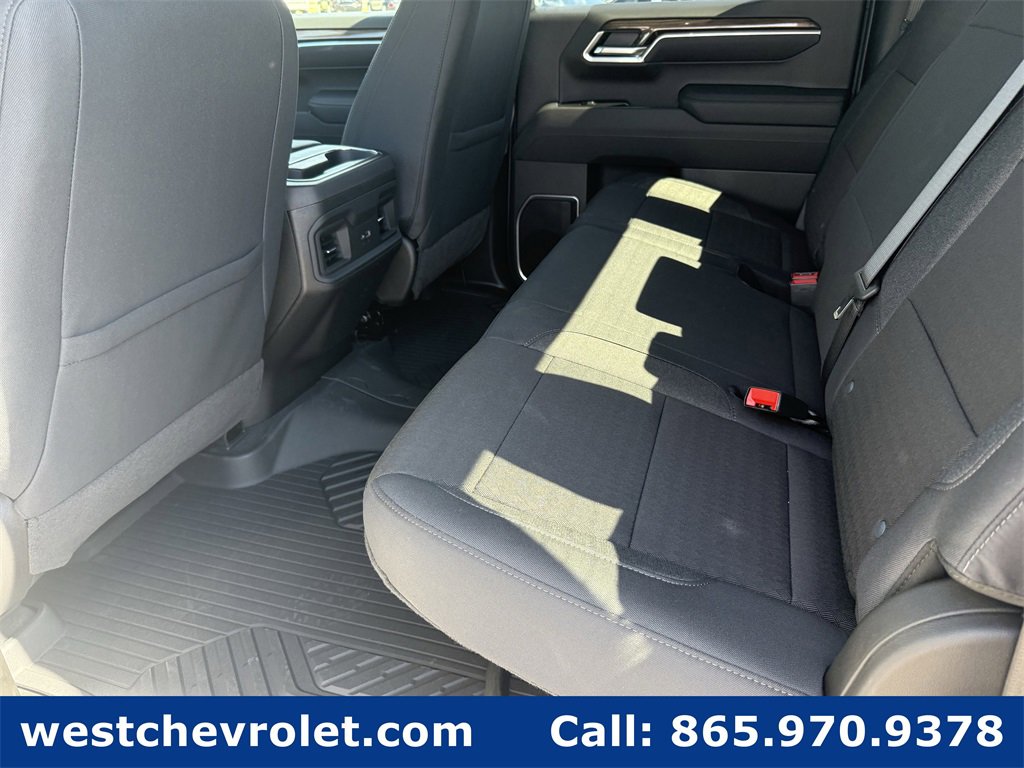 New 2026 Chevrolet Silverado 1500 RST w/ Dark Appearance Package image 10