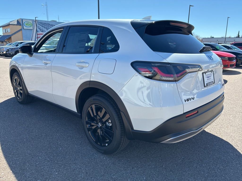 New 2026 Honda HR-V Sport image 3