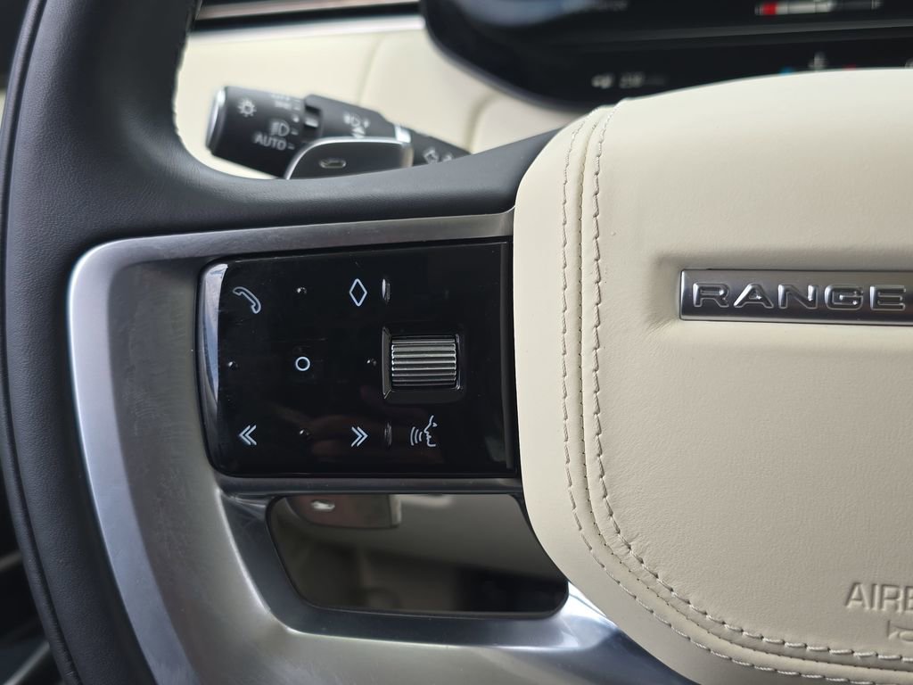 Certified 2023 Land Rover Range Rover SE AWD/4WD image 18
