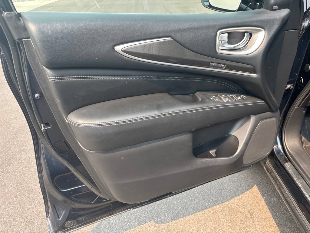 Used 2016 INFINITI QX60 Luxe w/ Premium Plus Package AWD/4WD image 5