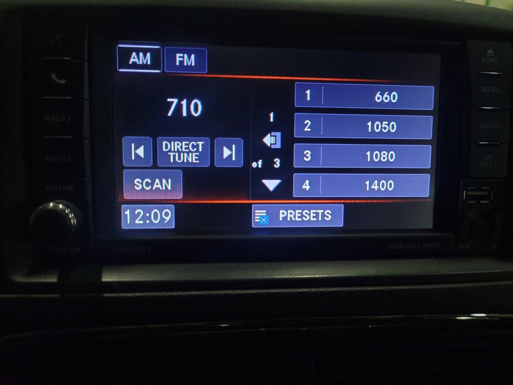 Used 2018 Dodge Grand Caravan SE image 25