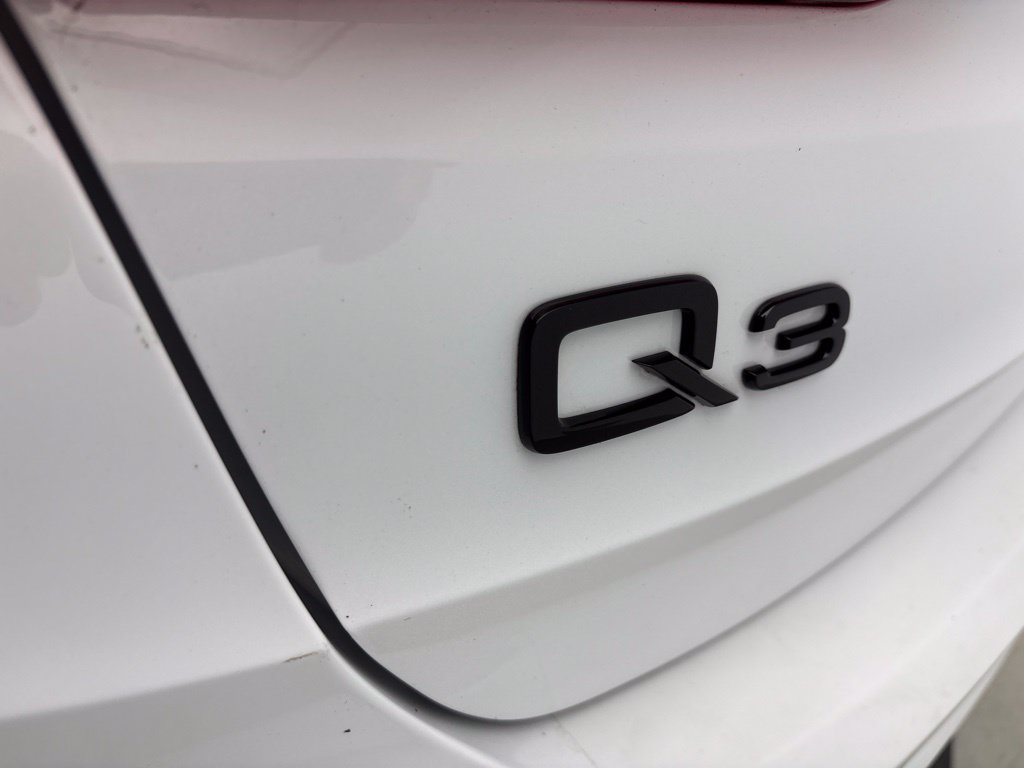 Used 2024 Audi Q3 2.0T Premium Plus w/ Premium Plus Package AWD/4WD image 13