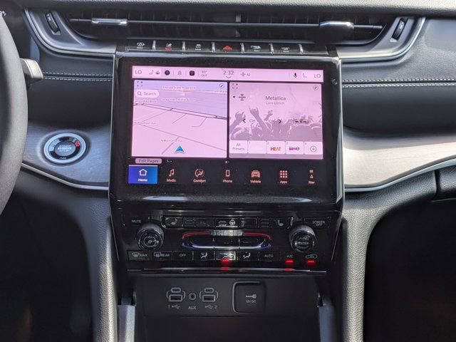 New 2025 Jeep Grand Cherokee Limited w/ Black Appearance Package image 19