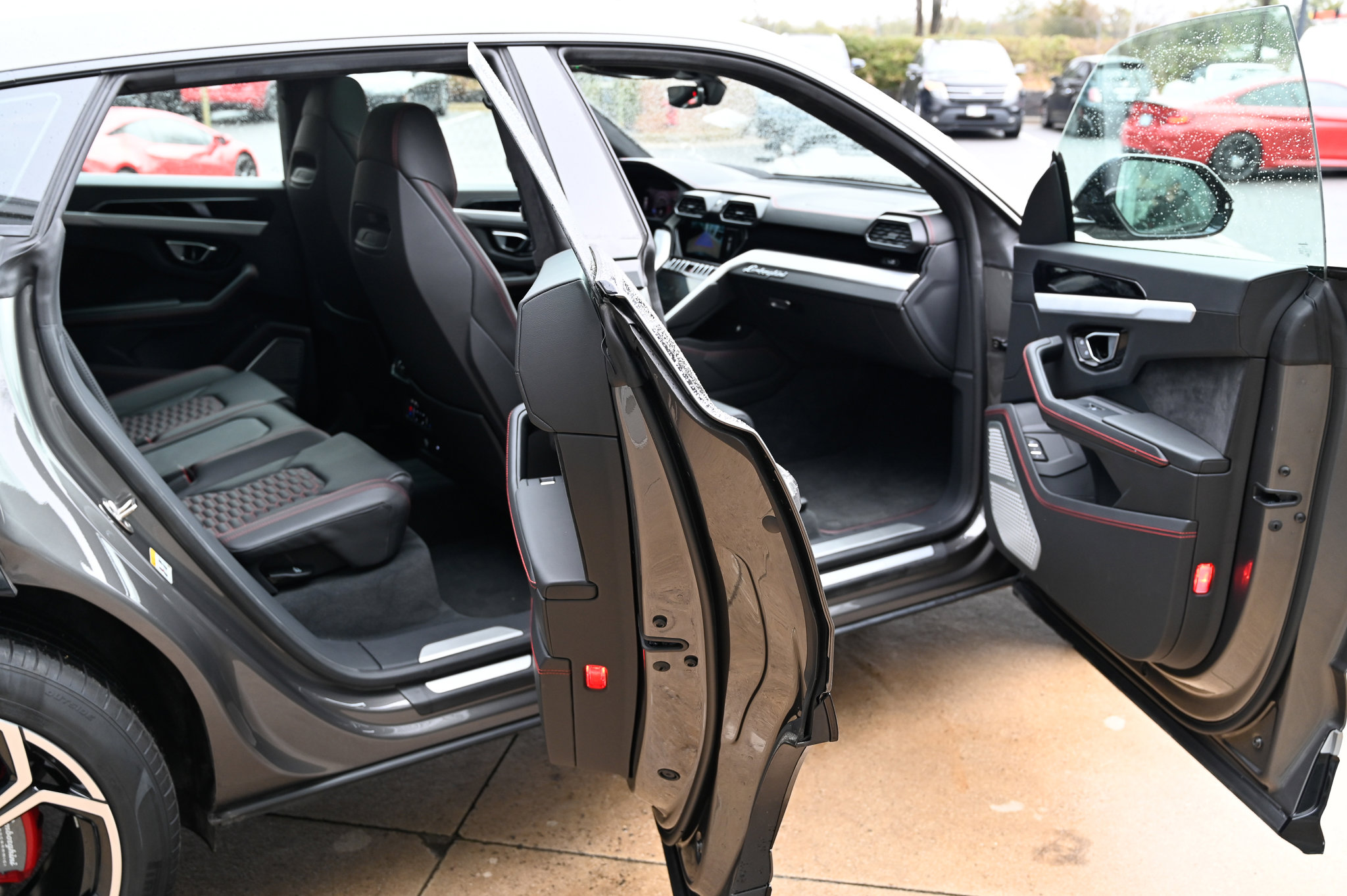 Used 2021 Lamborghini Urus image 53