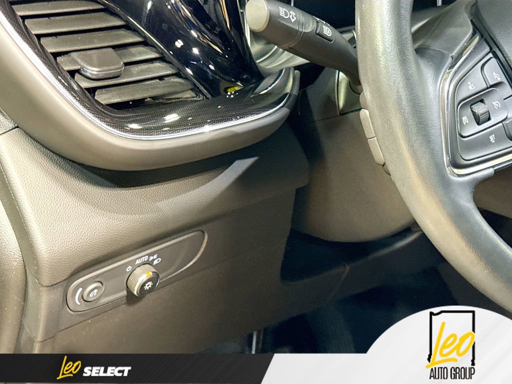 Used 2023 Buick Envision Preferred AWD/4WD image 12