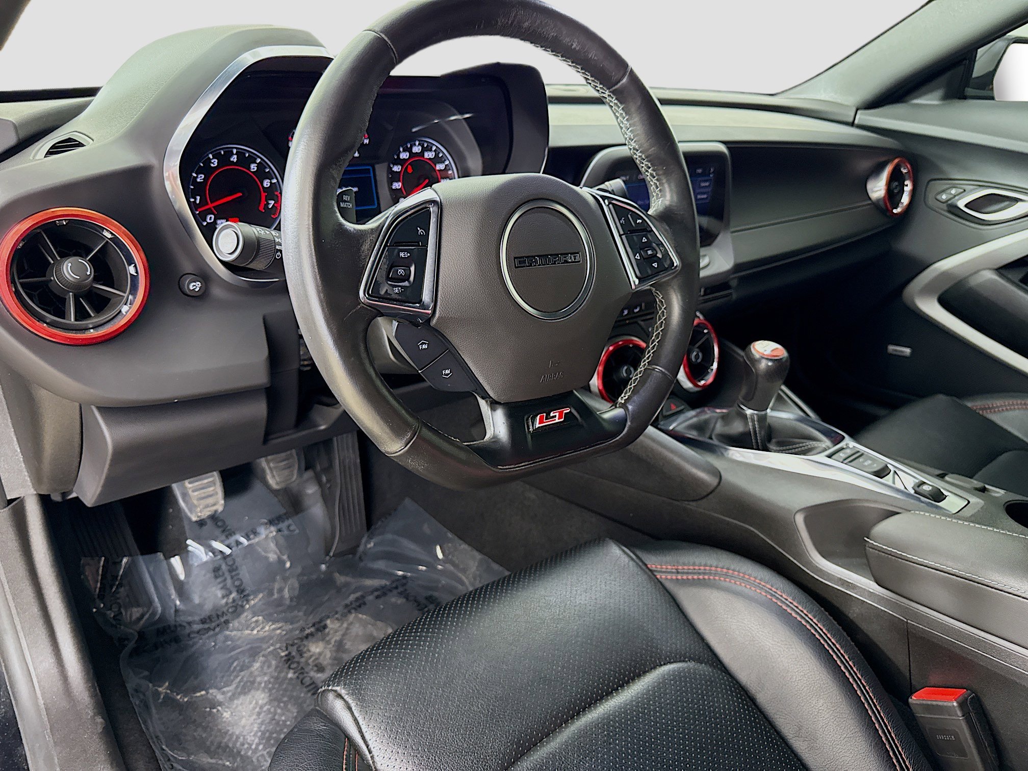 Used 2023 Chevrolet Camaro LT w/ RS Package image 9