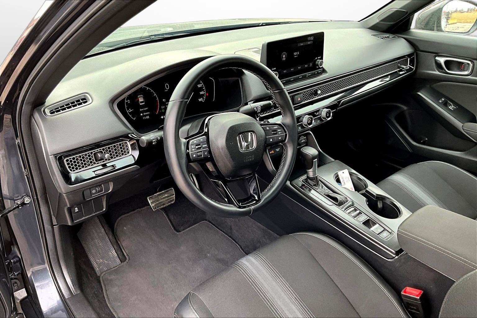 Used 2025 Honda Civic Sport image 20