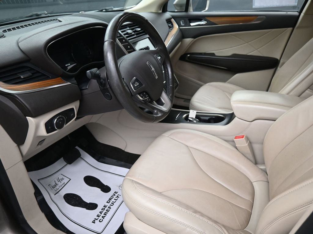 Used 2018 Lincoln MKC Select w/ Select Plus Package image 23