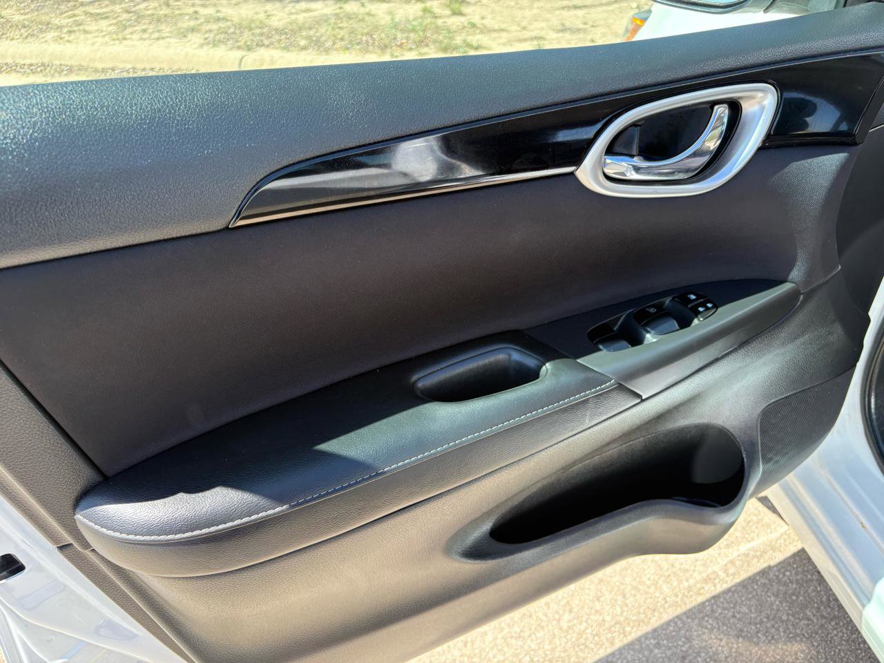 Used 2018 Nissan Sentra SV w/ Protection Package image 32