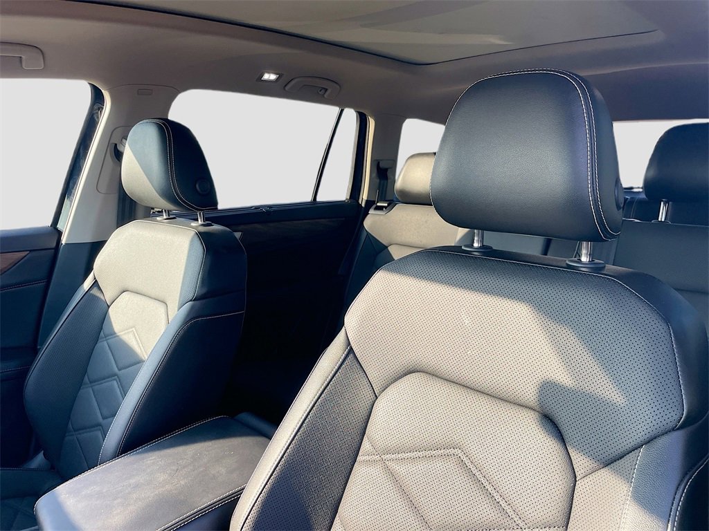 Used 2024 Volkswagen Atlas SE image 12
