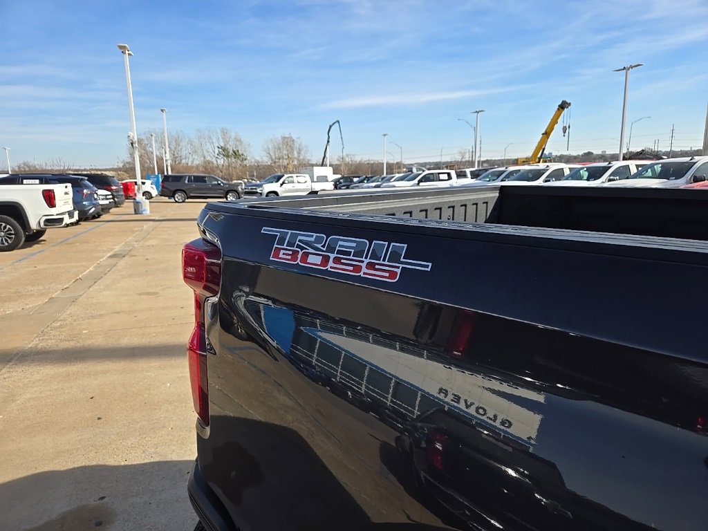 Used 2023 Chevrolet Silverado 1500 Custom Trail Boss image 39