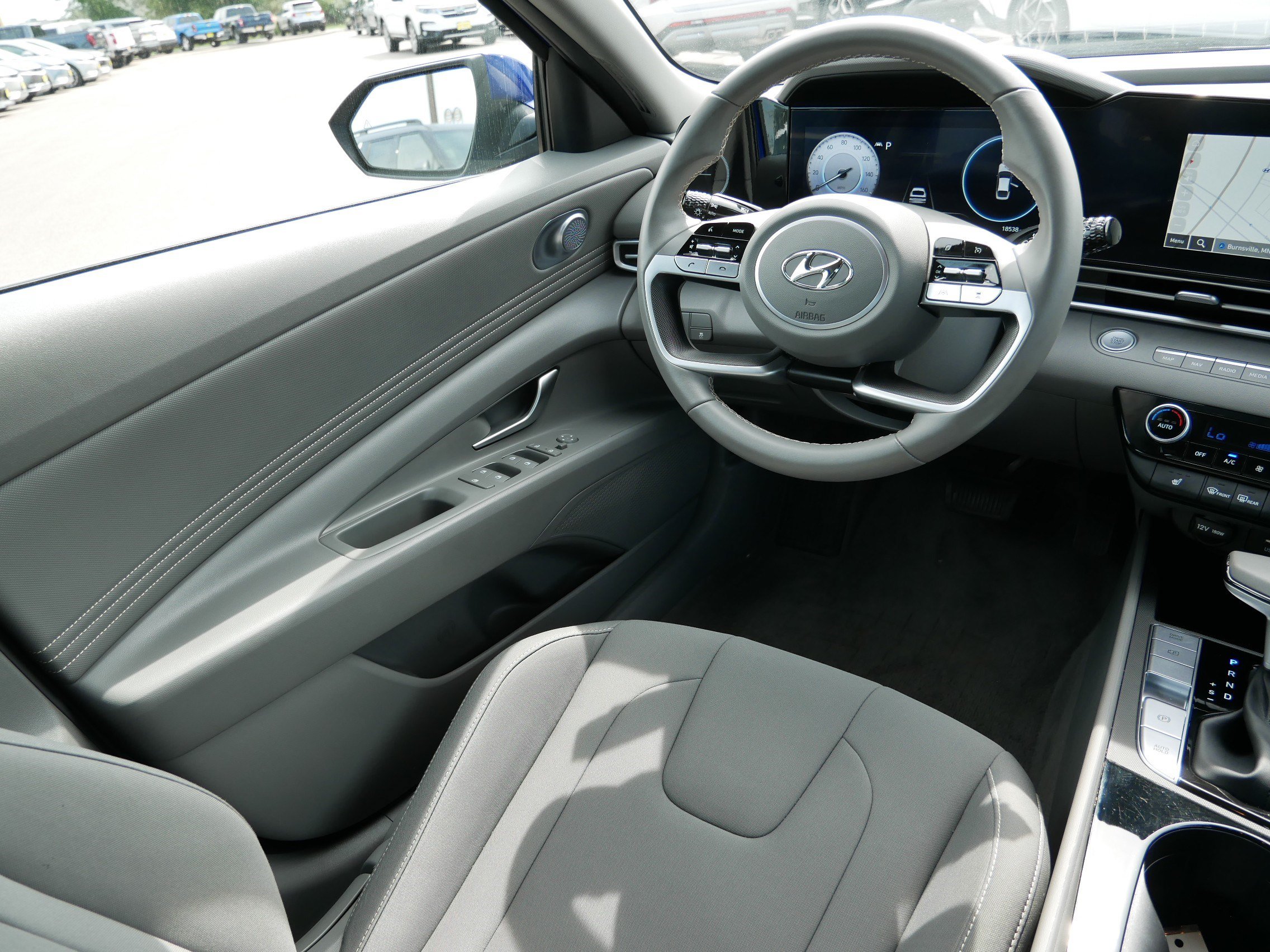 Certified 2023 Hyundai Elantra SEL w/ Convenience Package FWD image 9