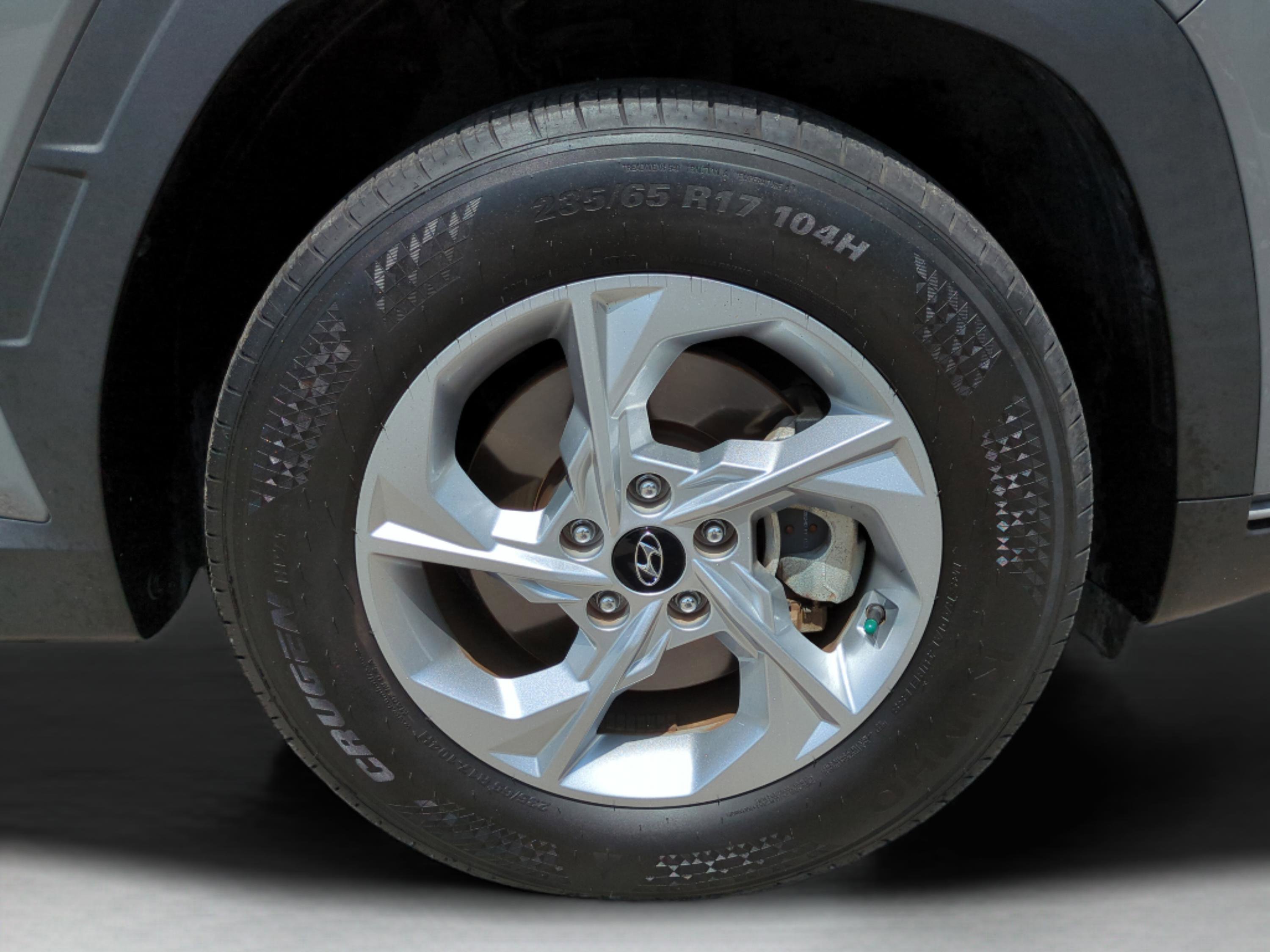 Certified 2024 Hyundai Tucson SEL FWD image 25