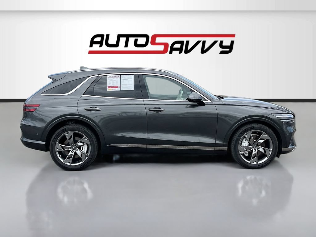 Used 2025 Genesis Electrified GV70 w/ Prestige Package AWD/4WD image 8