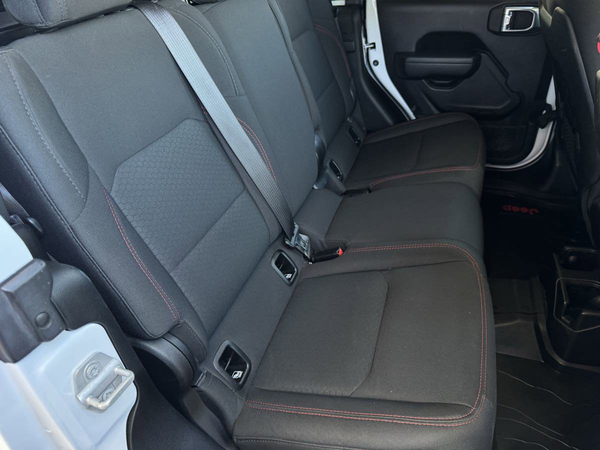 Used 2022 Jeep Gladiator Rubicon AWD/4WD image 20