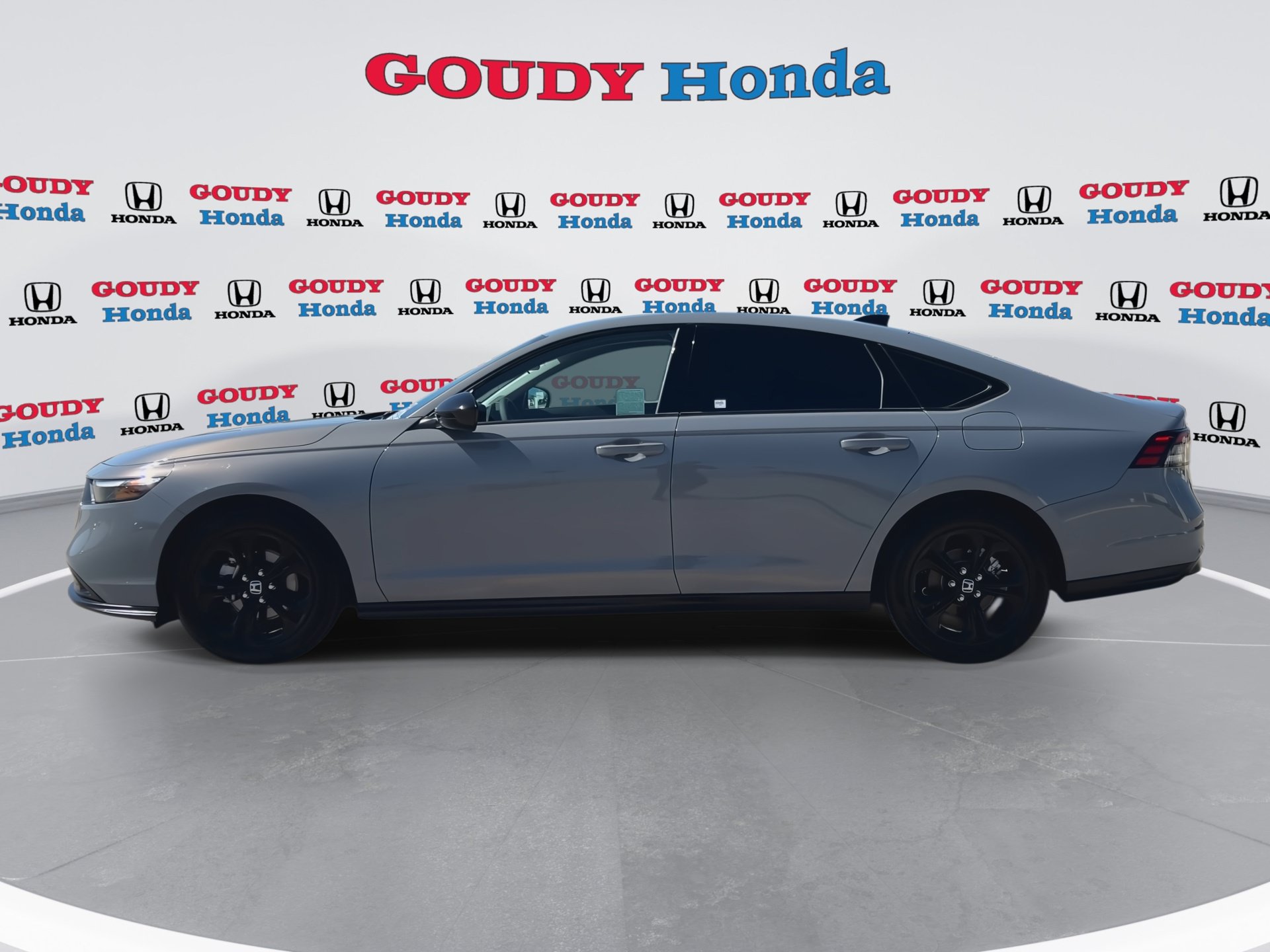 Certified 2025 Honda Accord SE image 5