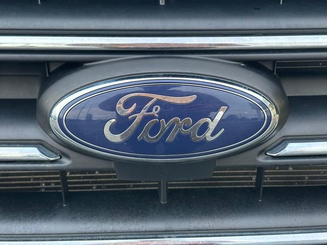 Used 2020 Ford Transit 150 XL image 24