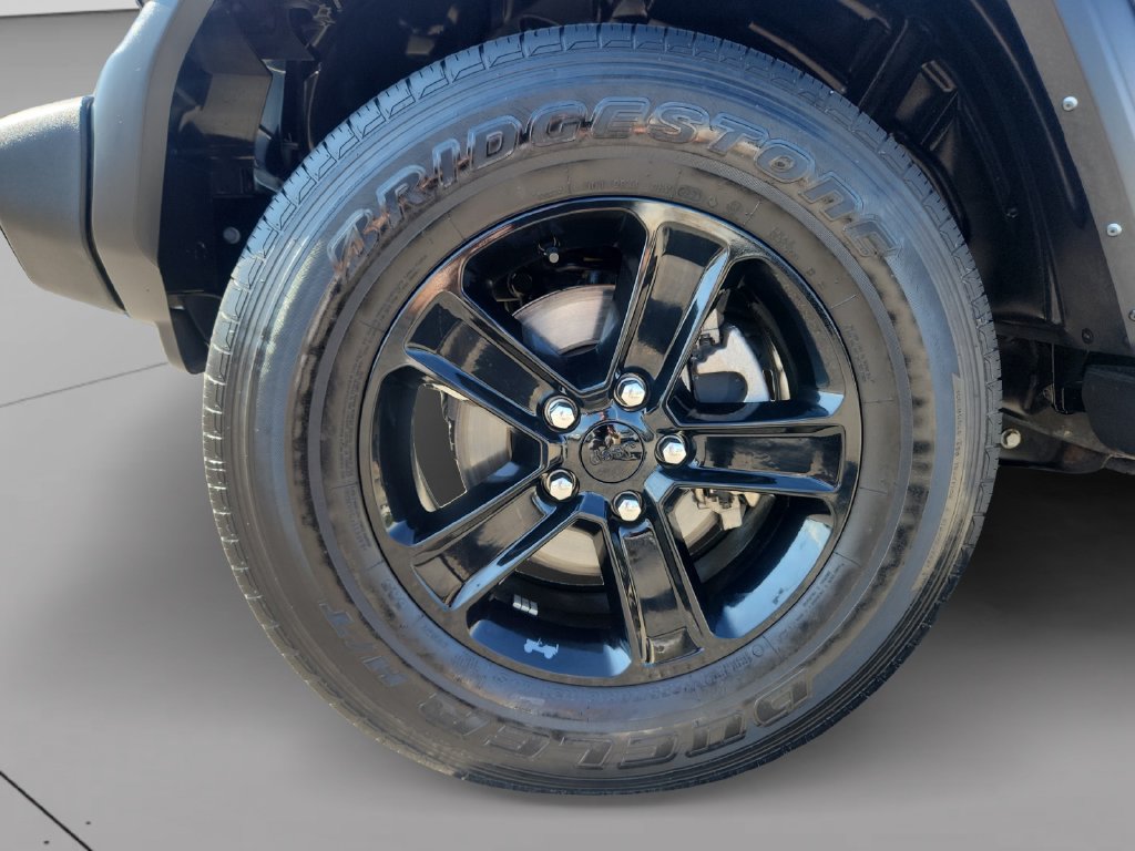 Used 2022 Jeep Wrangler Unlimited Sport AWD/4WD image 9