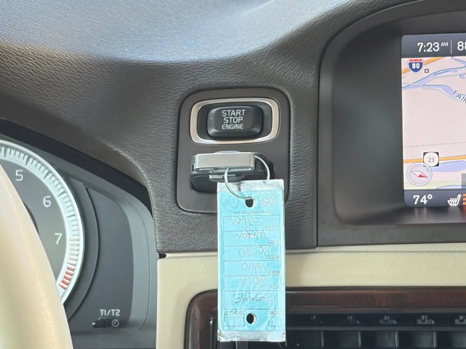 Used 2012 Volvo XC70 T6 image 24