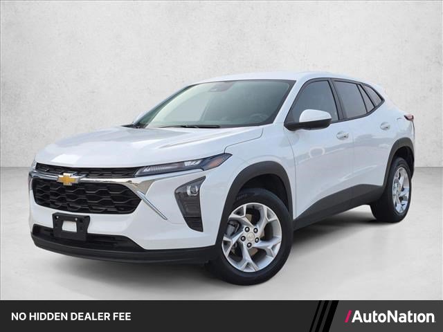 Used 2024 Chevrolet Trax LS w/ LS Convenience Package FWD image 1