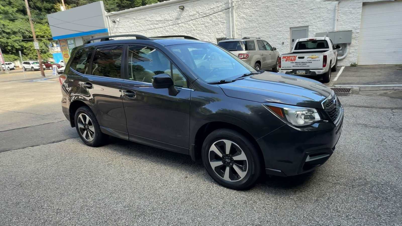 Used 2018 Subaru Forester 2.5i Limited w/ Popular Package #3B AWD/4WD image 2