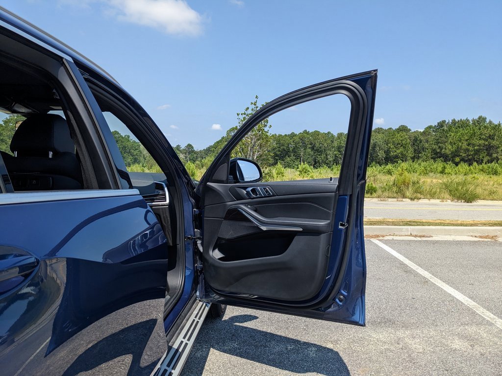 Used 2023 BMW X5 xDrive45e image 57