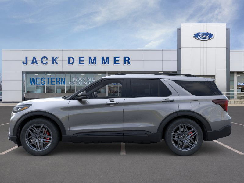New 2026 Ford Explorer ST image 3