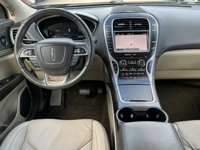 Used 2019 Lincoln Nautilus Reserve image 8