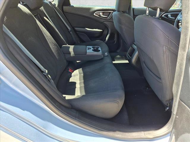 Used 2015 Chrysler 200 Limited w/ Convenience Group FWD image 19
