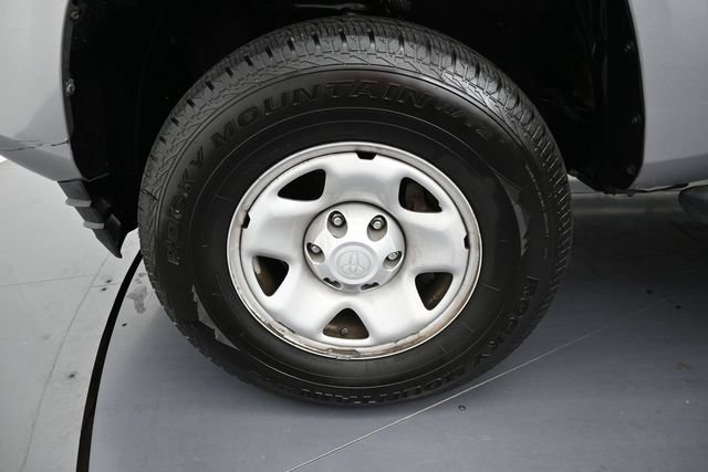 Used 2021 Toyota Tacoma SR AWD/4WD image 9
