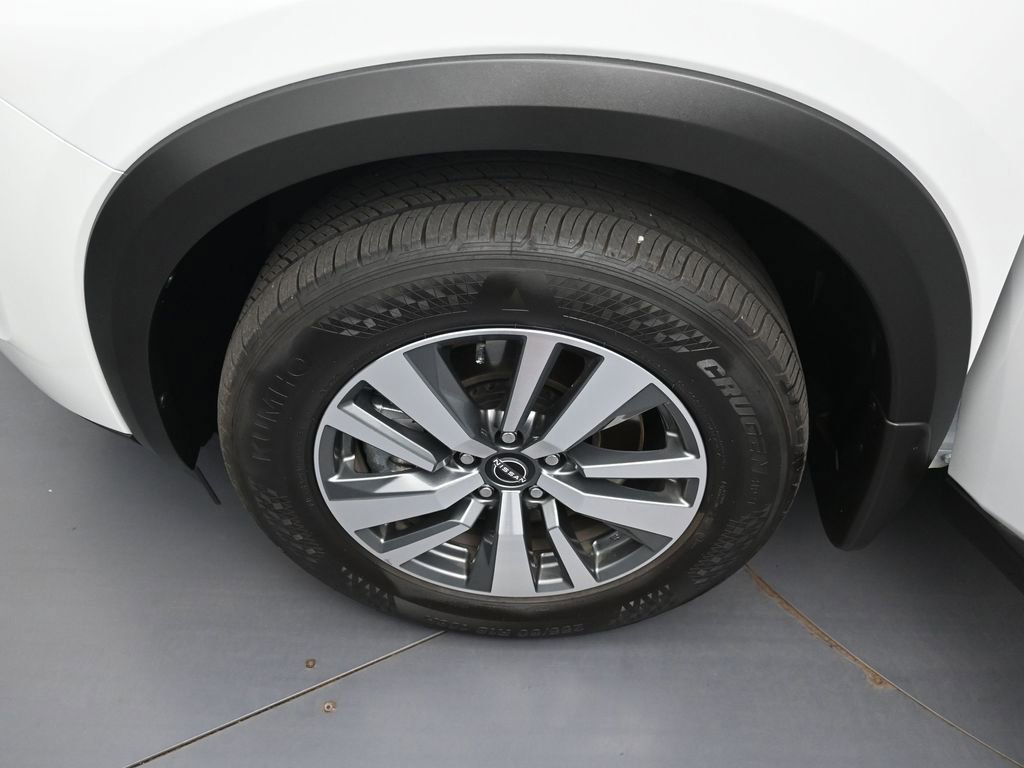 Used 2025 Nissan Pathfinder SL w/ Black Appearance Package AWD/4WD image 36
