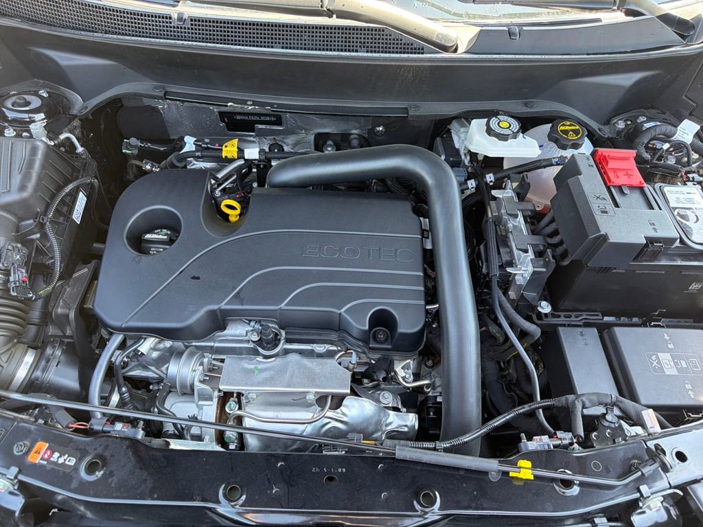 Used 2025 Chevrolet Equinox RS image 16