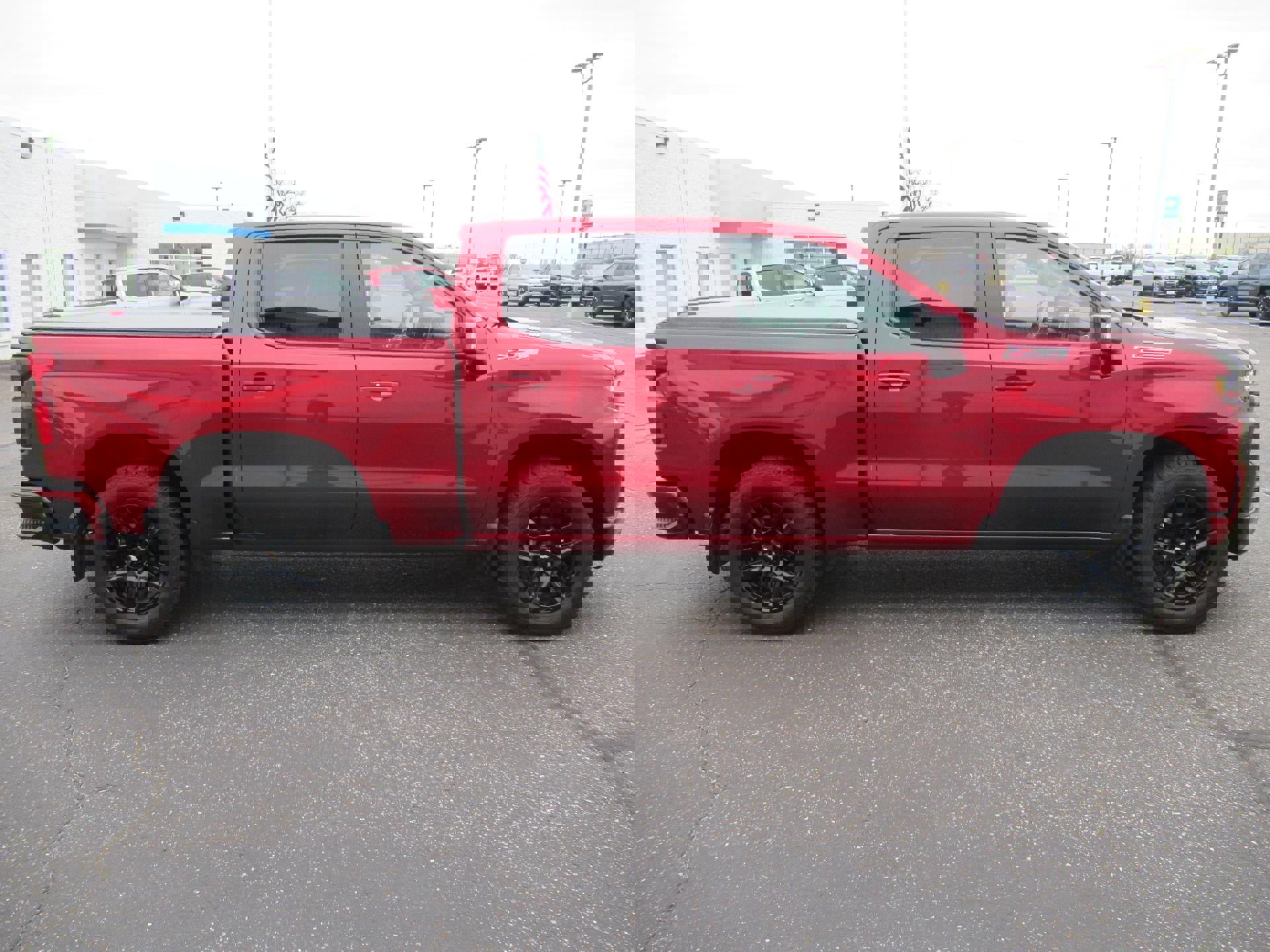 Certified 2021 Chevrolet Silverado 1500 RST image 4