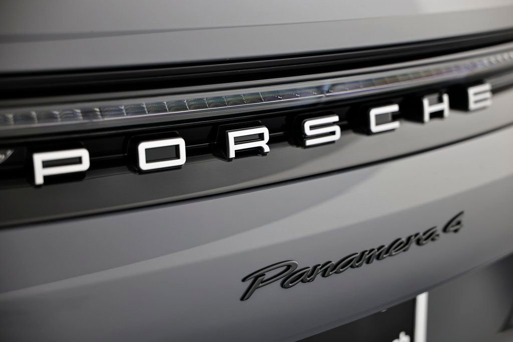 New 2026 Porsche Panamera 4 AWD/4WD image 14