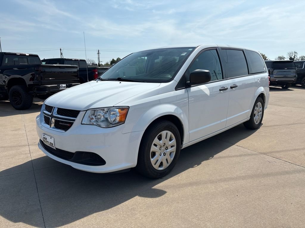 Used 2019 Dodge Grand Caravan SE w/ UConnect Hands-Free Group