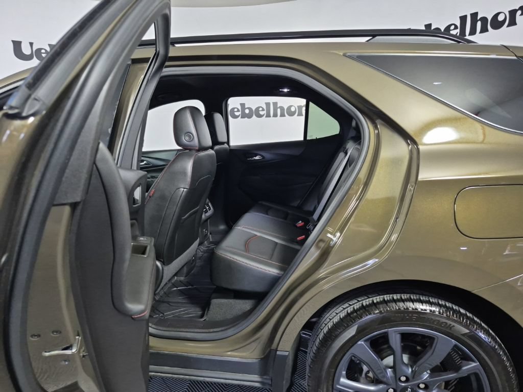 Certified 2024 Chevrolet Equinox RS w/ RS Leather Package FWD image 18