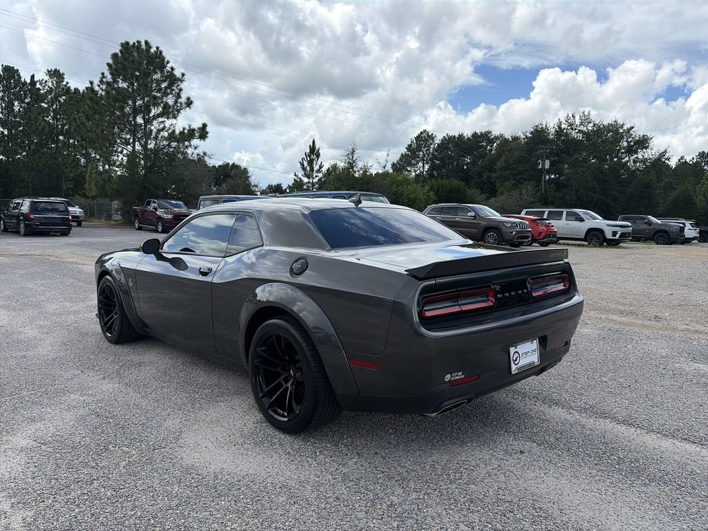 Used 2022 Dodge Challenger R/T Scat Pack RWD image 4