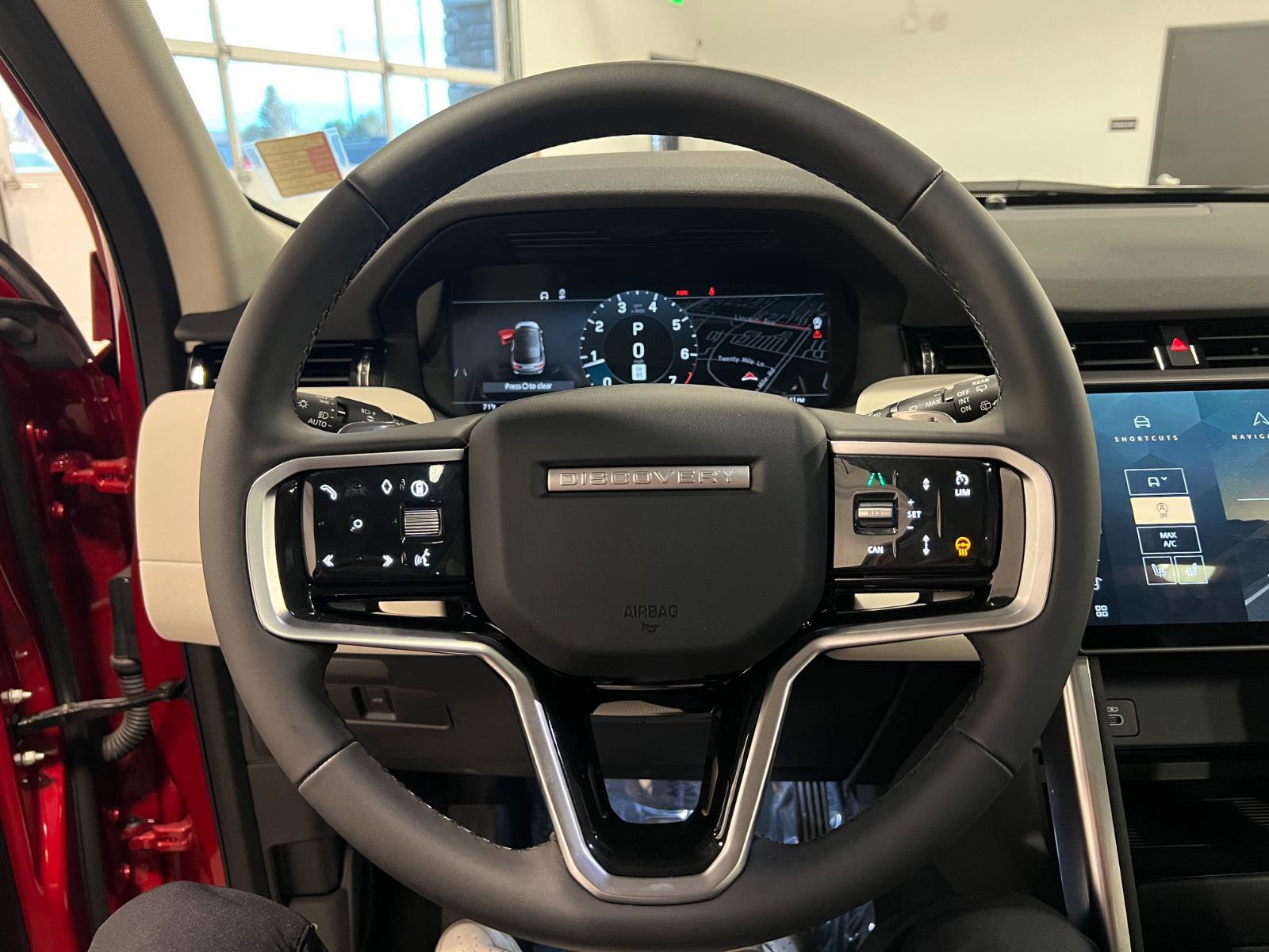 Used 2025 Land Rover Discovery Sport S image 11