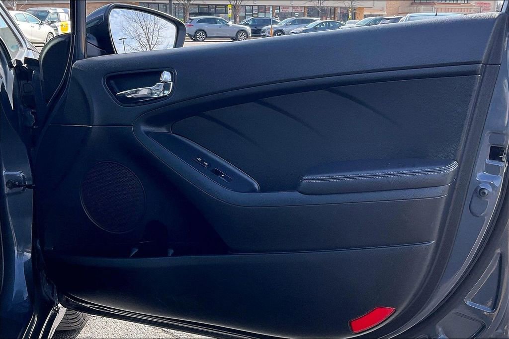 Used 2016 Kia Forte LX image 27