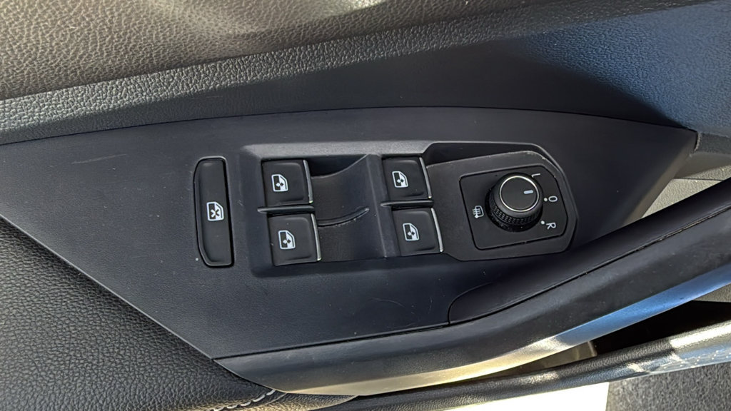 Used 2022 Volkswagen Jetta Sport FWD image 20