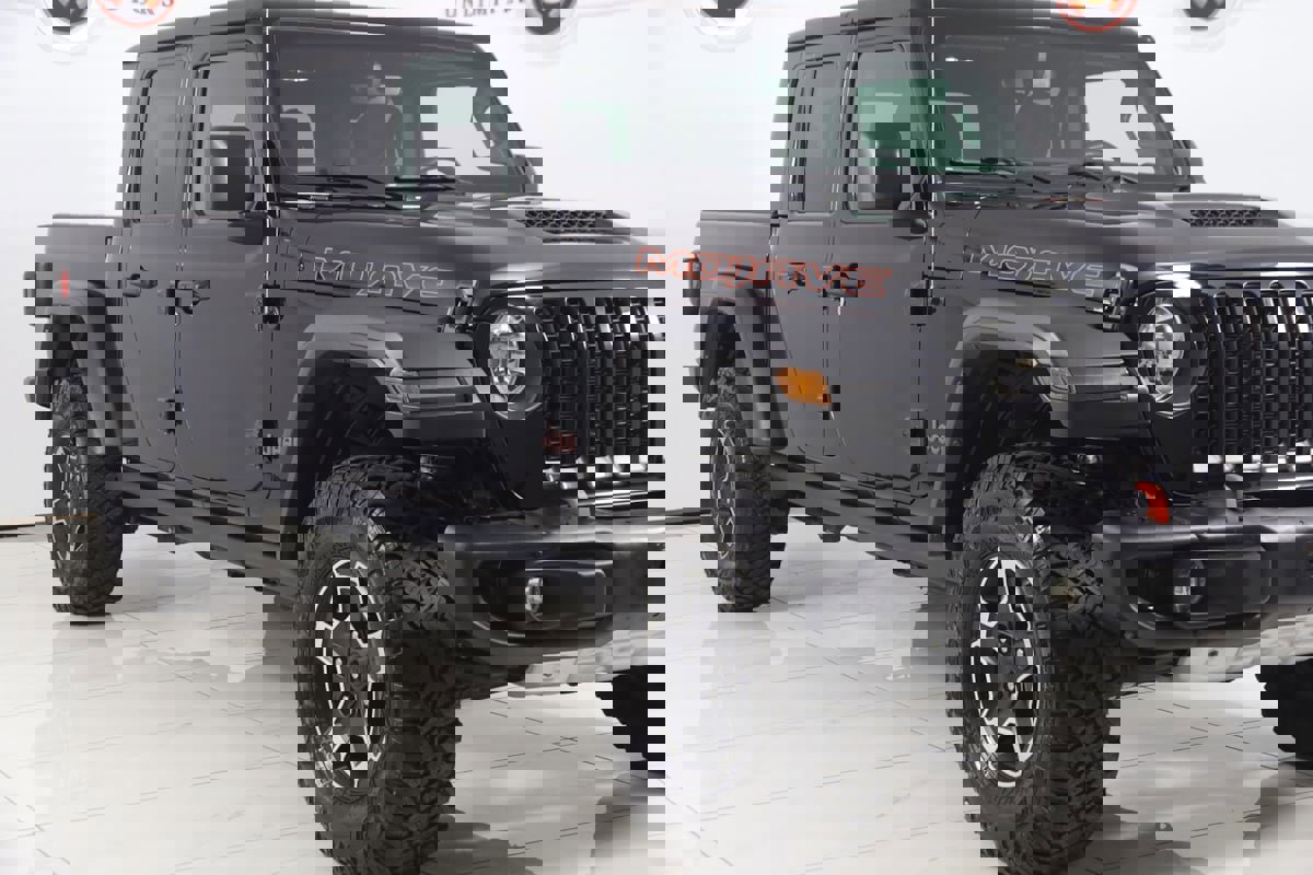 Used 2022 Jeep Gladiator Mojave w/ Trailer Tow Package image 39