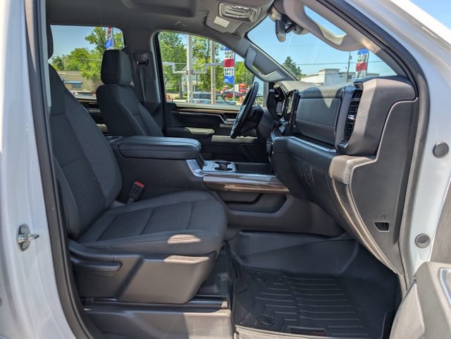 Used 2024 Chevrolet Silverado 3500 LT w/ Convenience Package AWD/4WD image 12