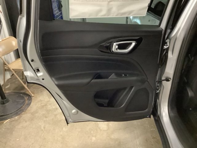 New 2026 Jeep Compass Latitude image 31