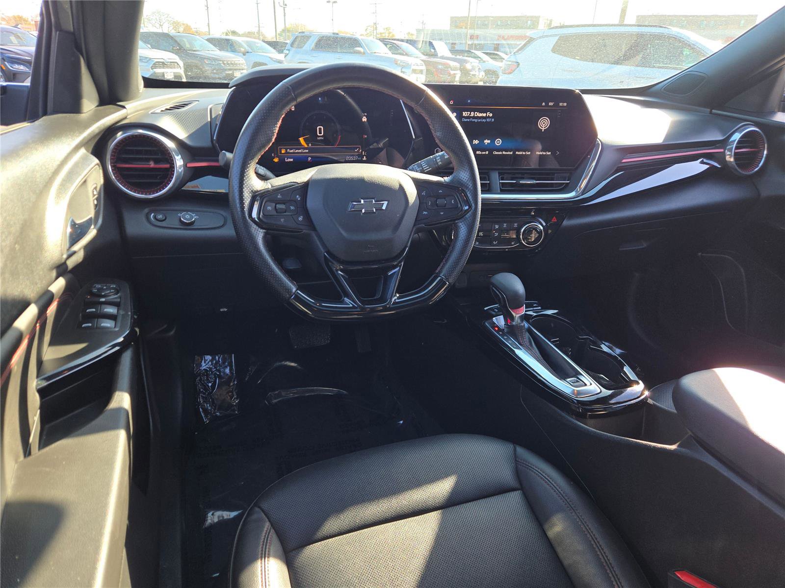 Used 2024 Chevrolet Trax RS w/ Sunroof Package image 20