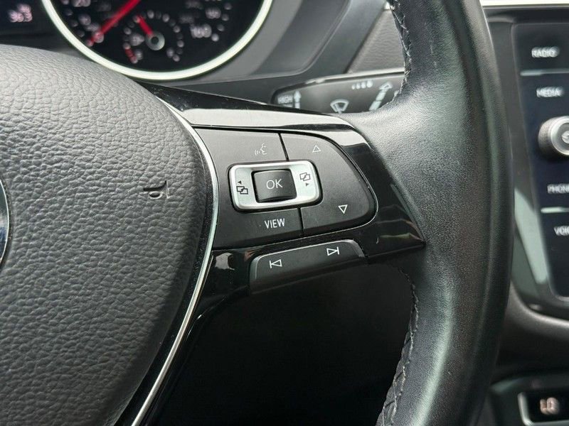 Used 2019 Volkswagen Tiguan SE w/ Panoramic Sunroof Package AWD/4WD image 21