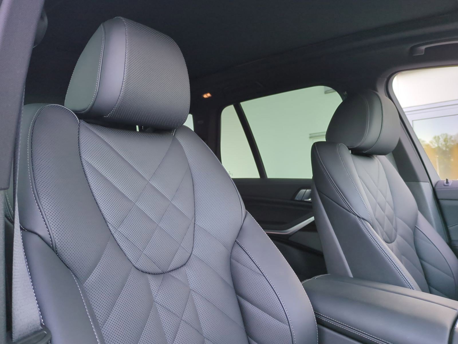 Used 2026 BMW X5 sDrive40i image 34