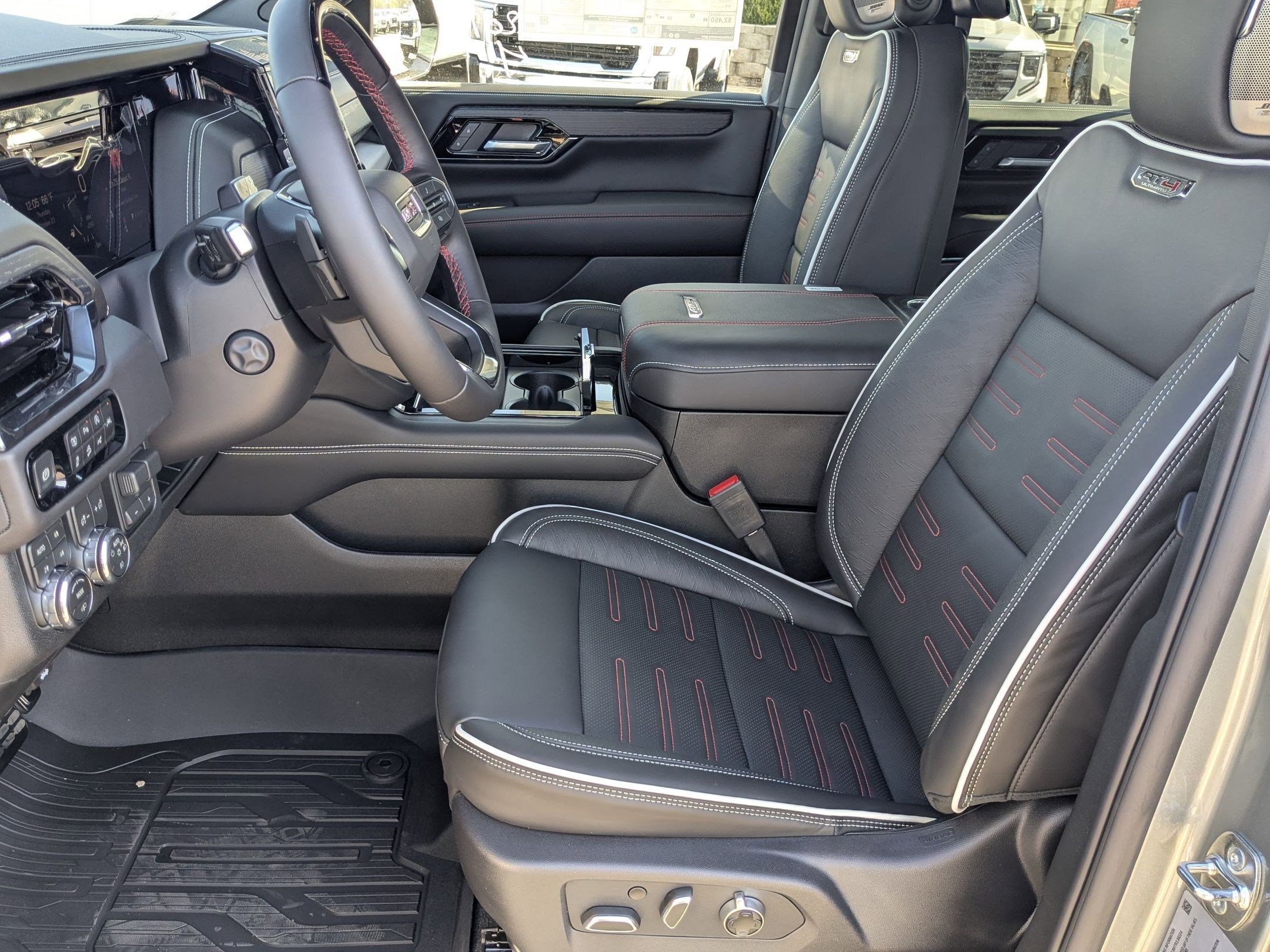 New 2026 GMC Yukon AT4 Ultimate w/ LPO, Floor Liner Package image 15